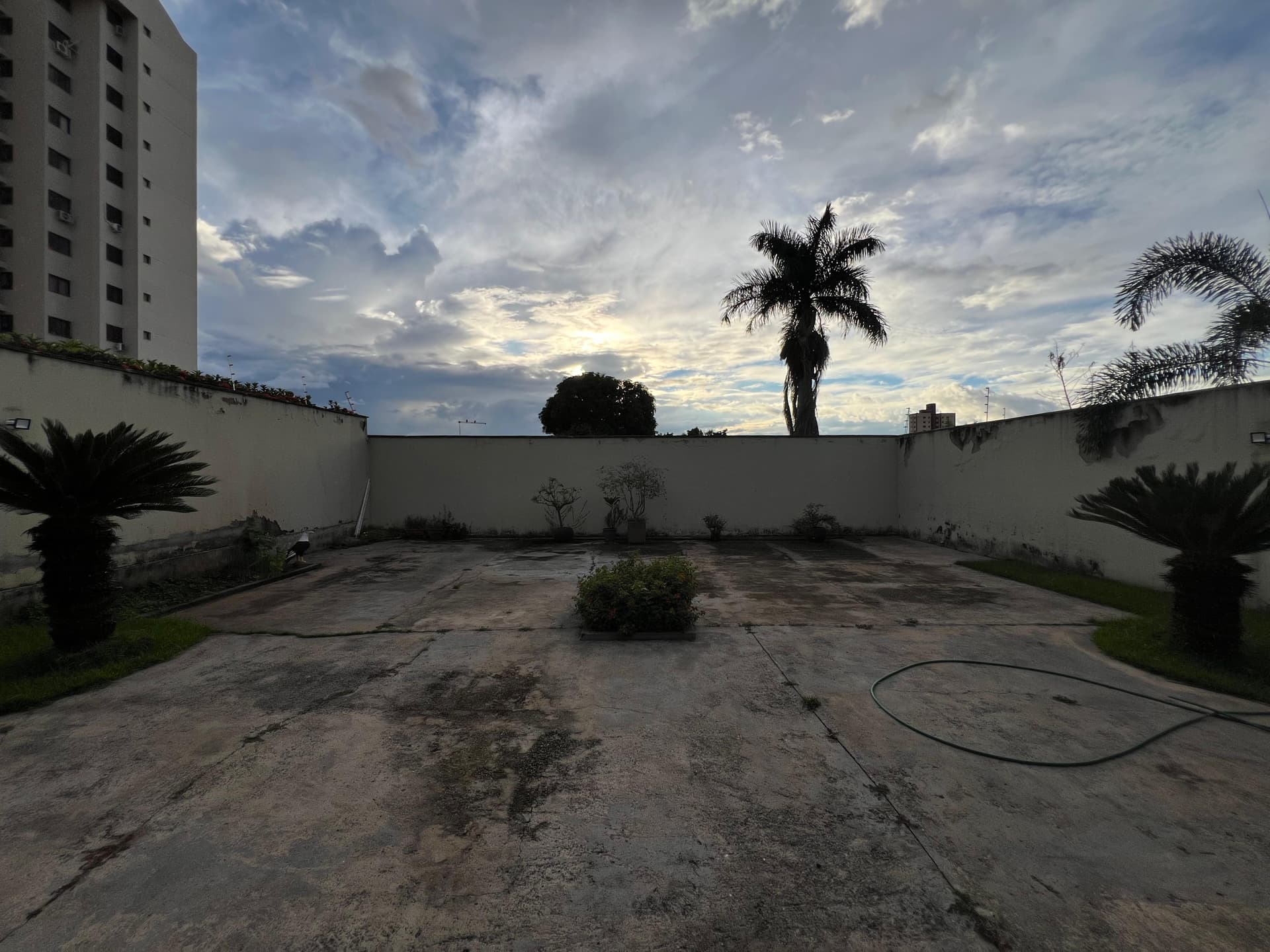 OPORTUNIDADE NO JARDIM AMÉRICA – Com 494 m² de terreno