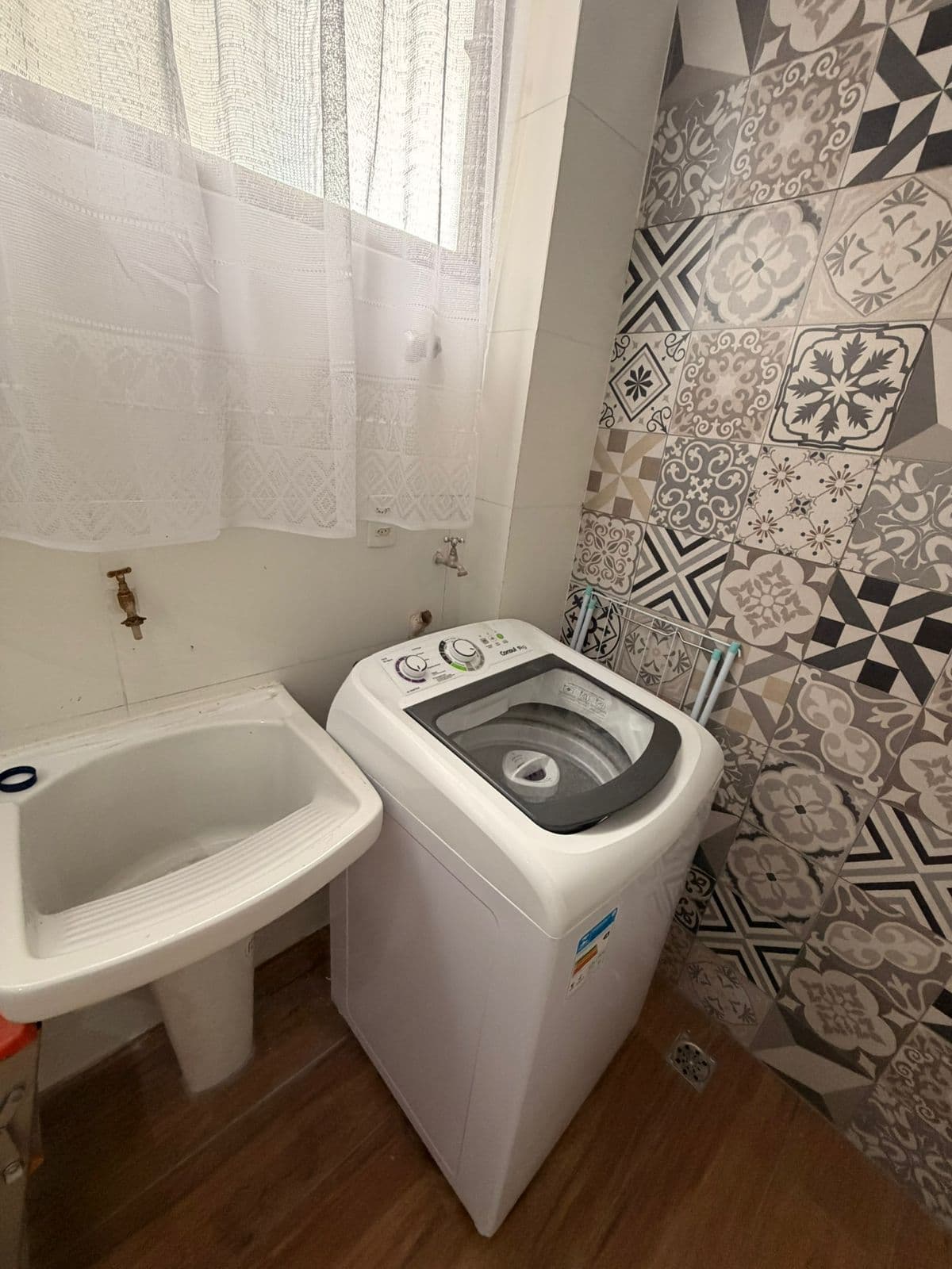 APARTAMENTO TODO MOBILIADO EM GOIÂNIA PERTO DO PARQUE VACA BRAVA