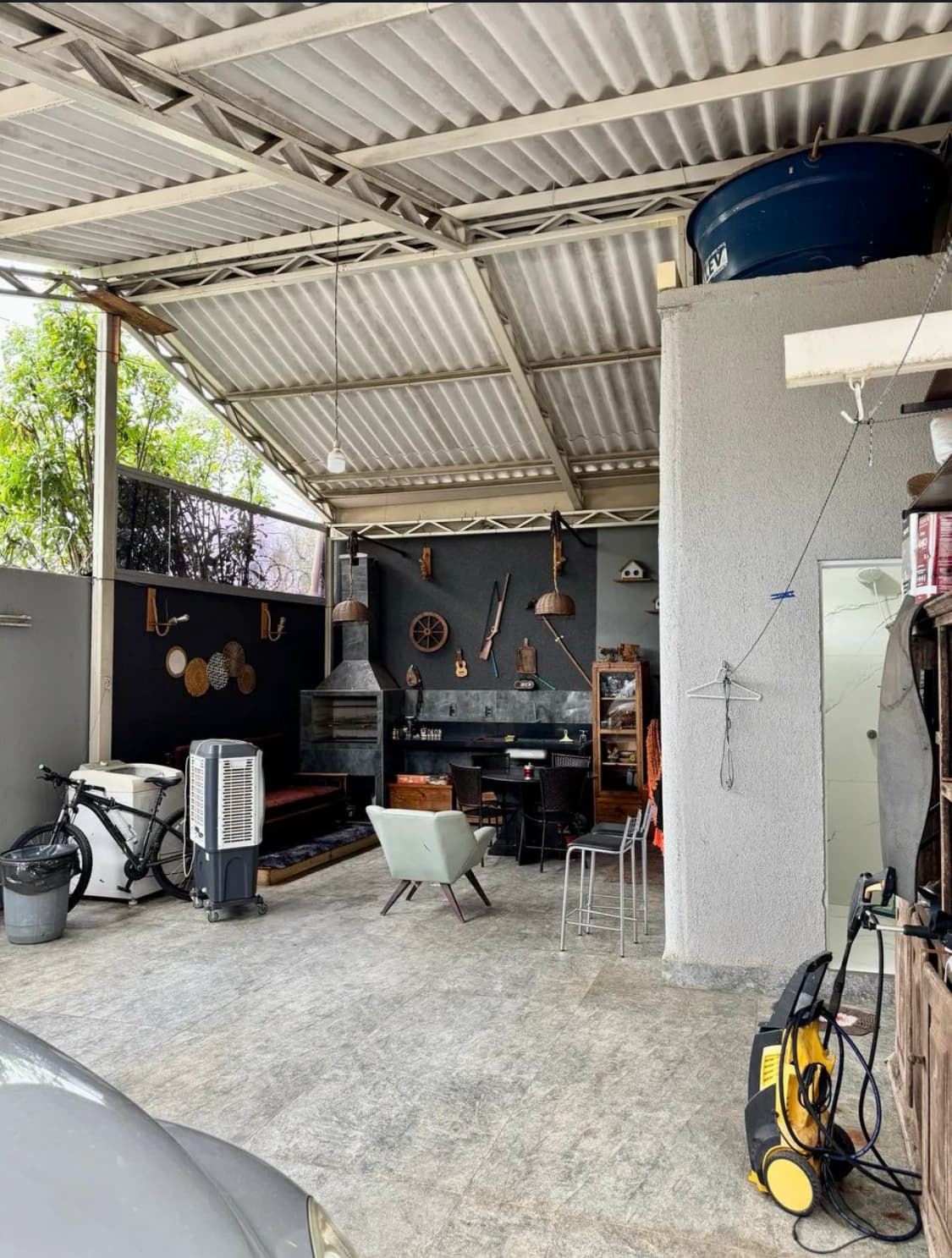 Casa de Esquina com 4 Quartos à Venda no Jardim Mont Serrat Aparecida de Goiânia