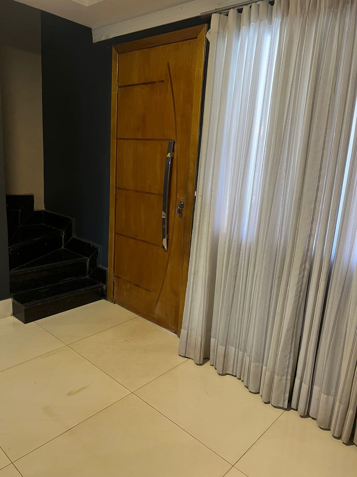 Casa em Condomínio Fechado 3 Quartos 2 Suítes R$ 420 Mil Oportunidade! Goiania