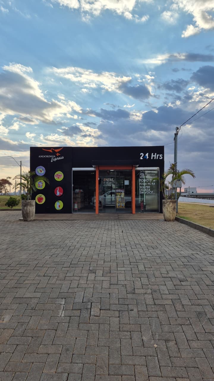 Lote de 300 m² no Jardins Porto – Vista privilegiada e lazer completo