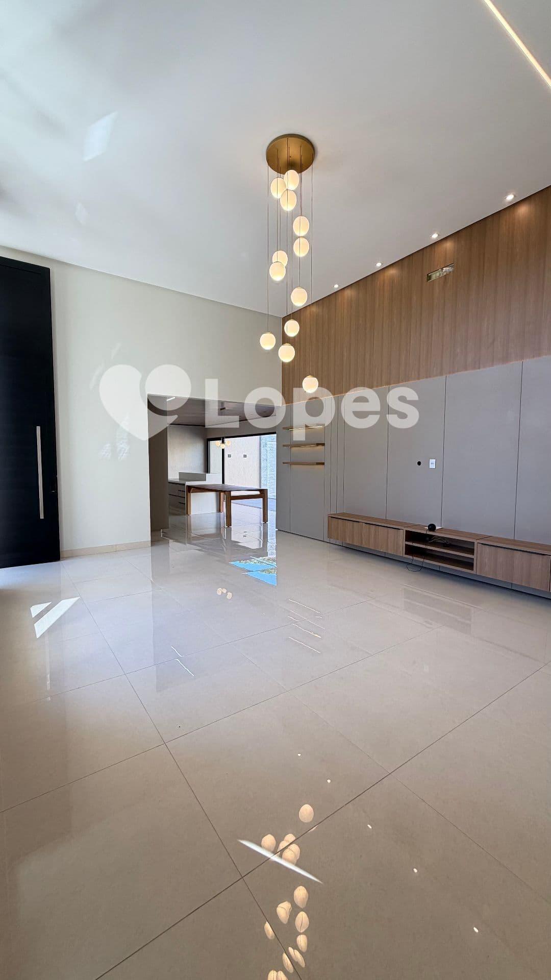 Casa Térrea 4 Suítes à Venda no Jardim Europa | Próxima ao Parque Macambira