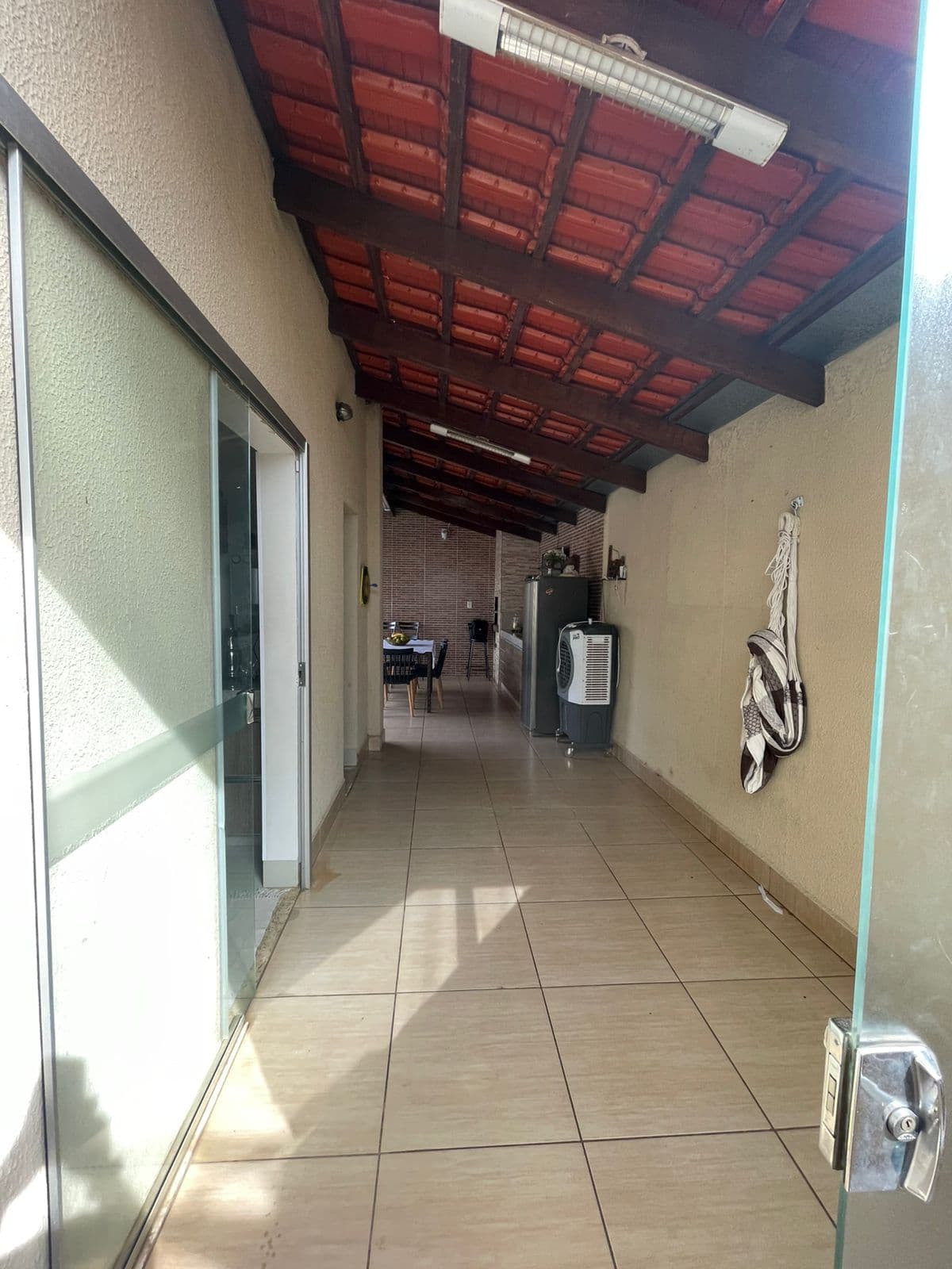 Sobrado de Alto Padrão no Faiçalville, 155m², 03 Quartos uma suíte, Piscina Aquecida Área Gourmet Móveis Planejados