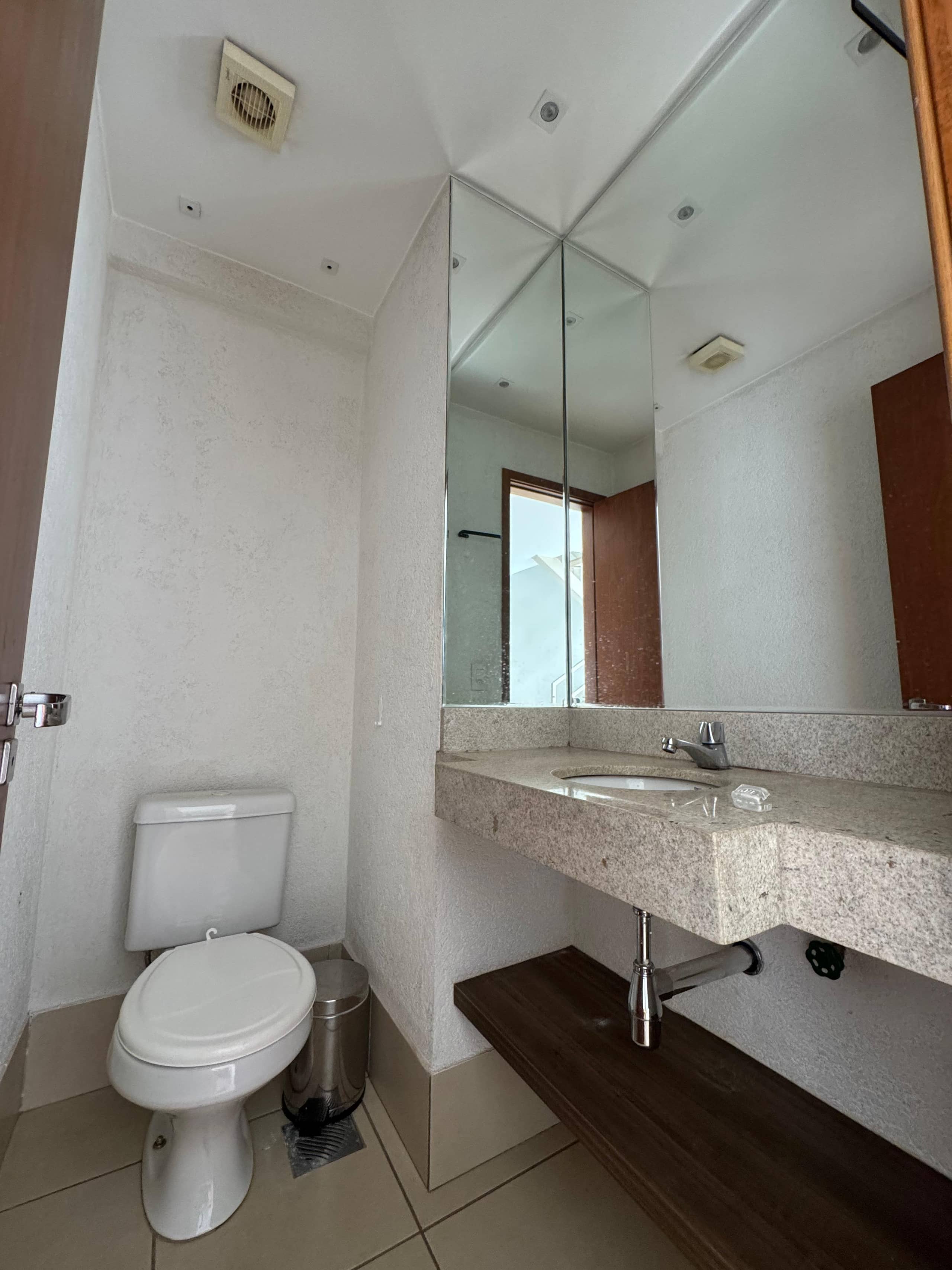 Apartamento Duplex Incrível no Setor Bueno 2 Suítes OPORTUNIDADE