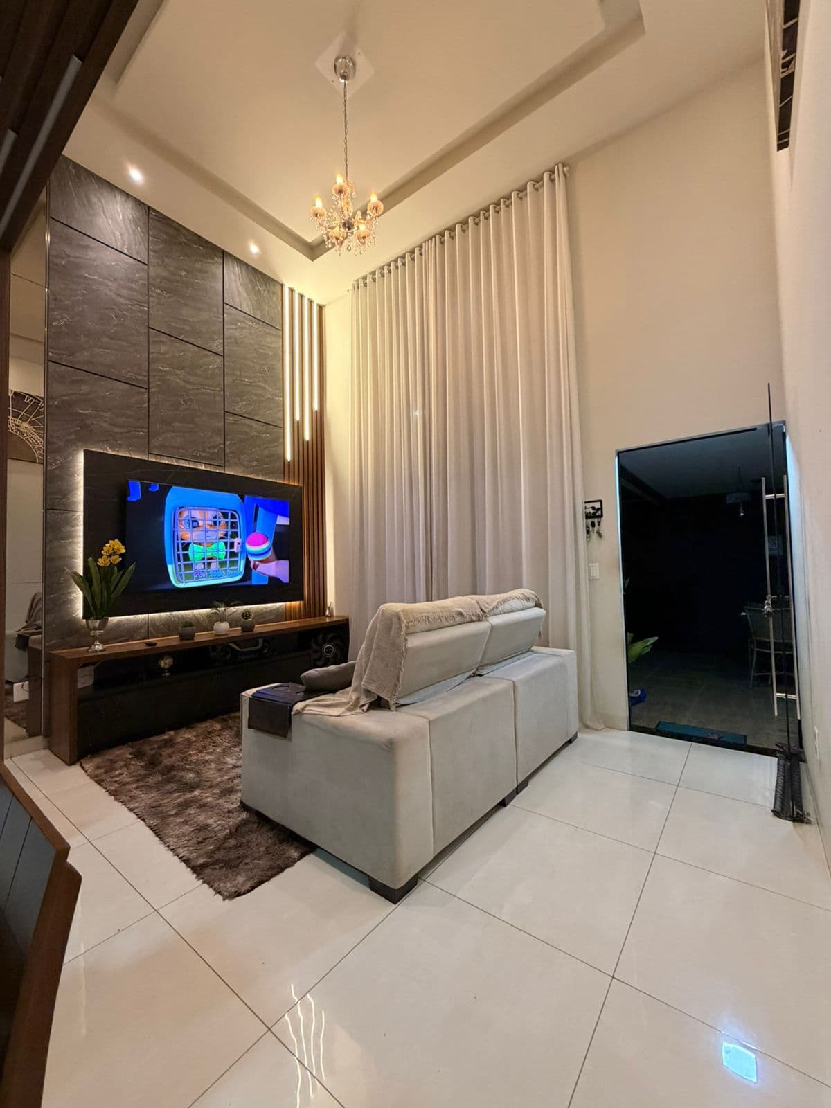 Casa à Venda no Setor Santos Dumont em Goiânia – 3 Quartos, 150m² e Próxima ao Portal Shopping
