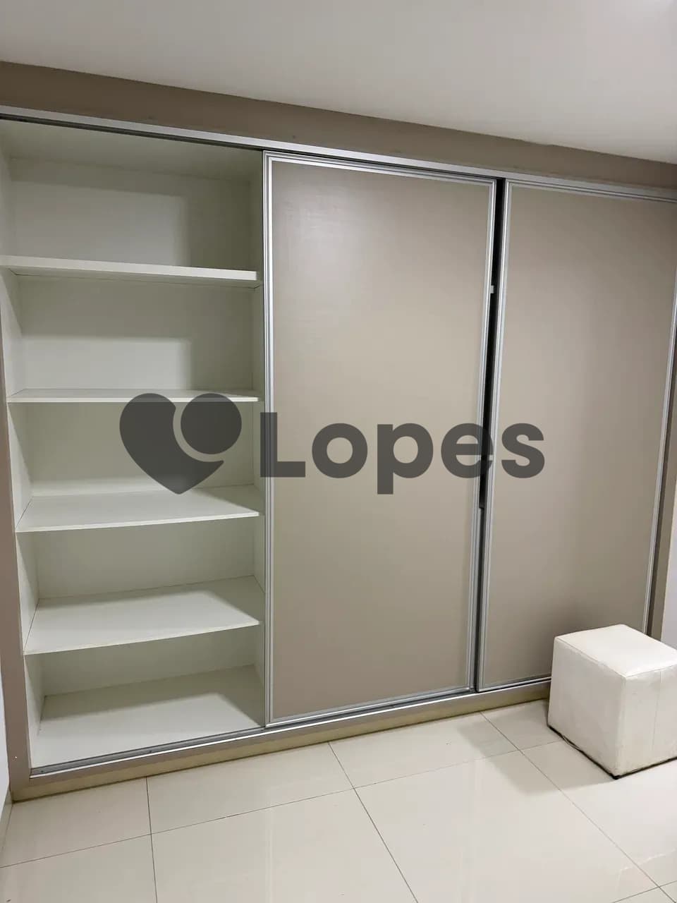 Apartamento no El Dorado | 2 Quartos | Oportunidade