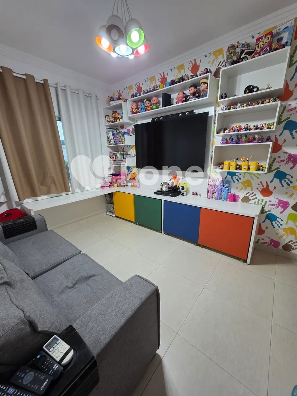 Casa Térrea no Jardins Madri | 3 Suítes Plenas | Semi - mobiliada