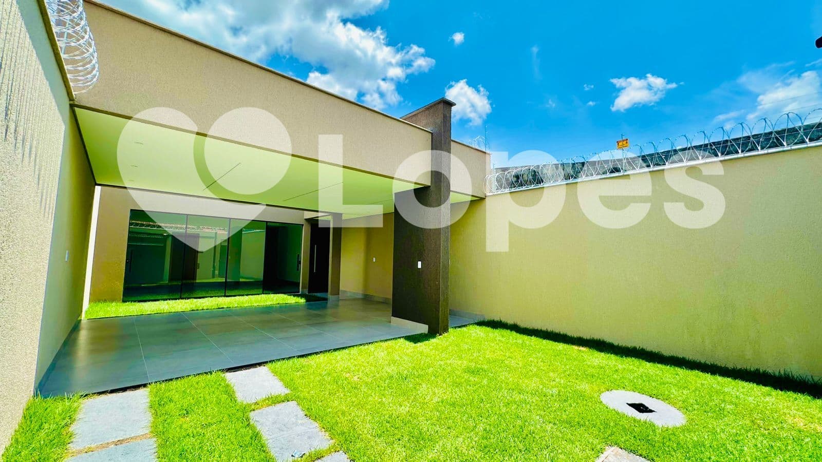 Casa 3 Quartos à Venda no Jardim Maria Inês – Próxima ao Buriti Shopping
