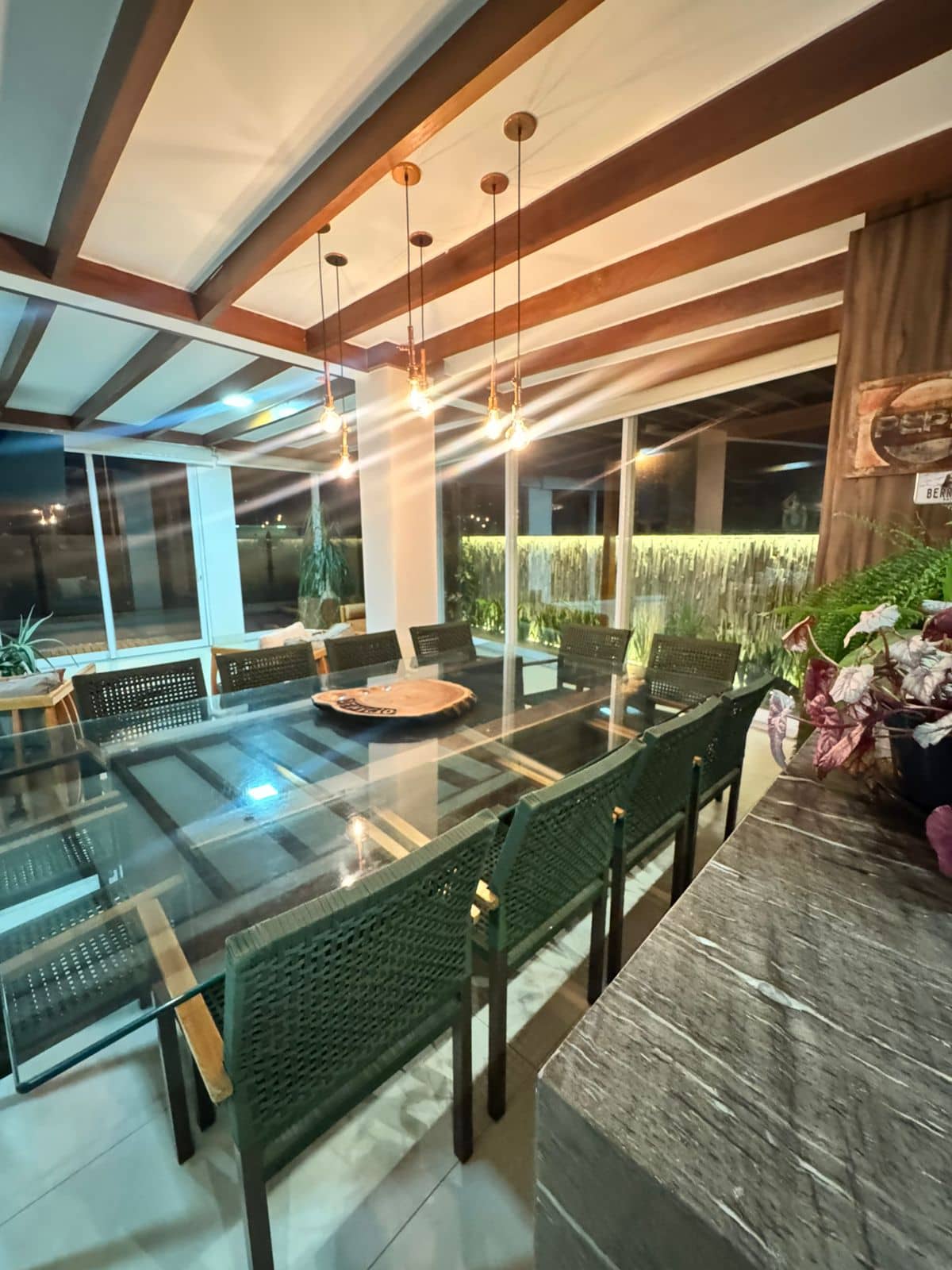 Casa Alto Padrão no Portal do Sol Golfe Green | 530m², 4 Suítes e Lazer Completo
