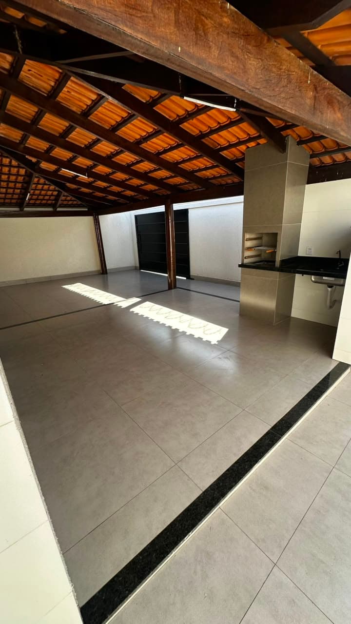 CASA LOTE GRANDE (3 QUARTOS - 1SUITE ) JARDIM LUZ | APARECIDA DE GOIÂNIA