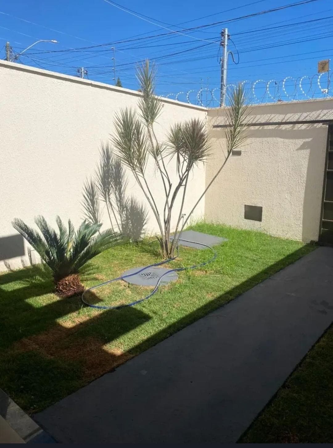 Casa 3 quartos - JARDIM COLORADO