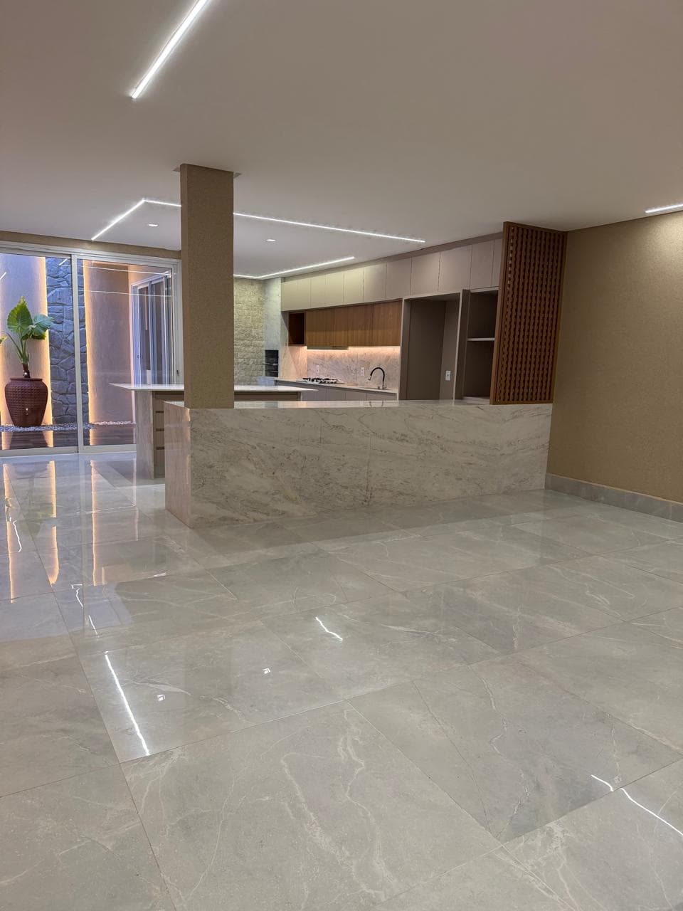 SOBRADO cond fechado Jd Atlantico