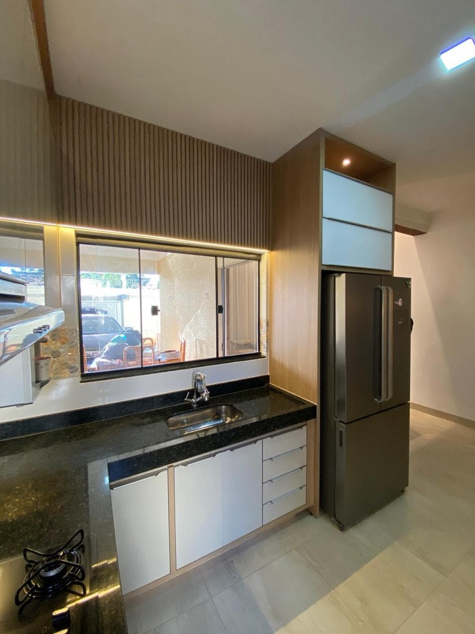 CASA À VENDA | JARDIM CURITIBA 4 COM 3 QUARTOS