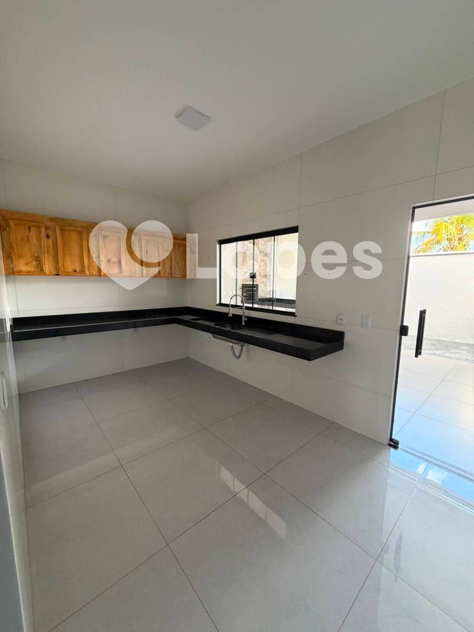 Casa no Setor Cidade Satélite São Luiz | 3 Quartos | 8 minutos do Buriti Shopping