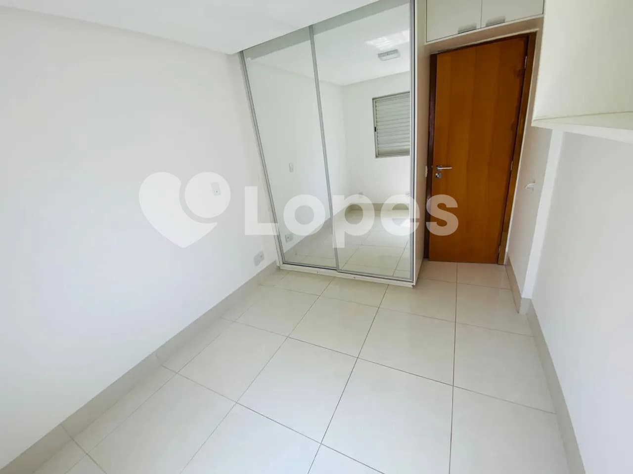 Apartamento 3 Quartos no Setor Bueno, Próximo ao Parque Vaca Brava