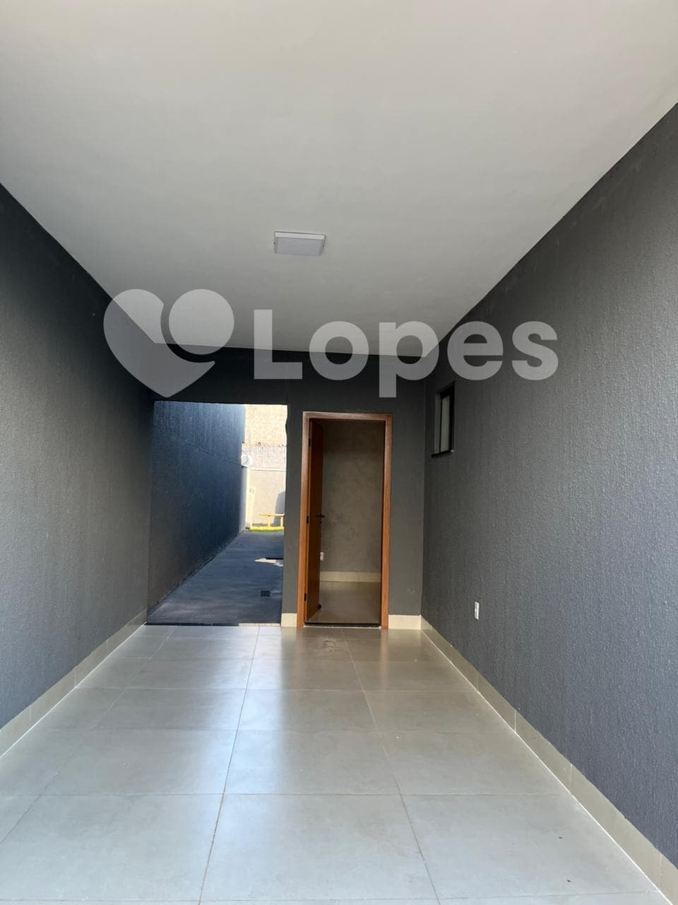 Casa à Venda com 3 Quartos no Residencial Itaipu, Goiânia – Próxima ao Portal Sul Shopping