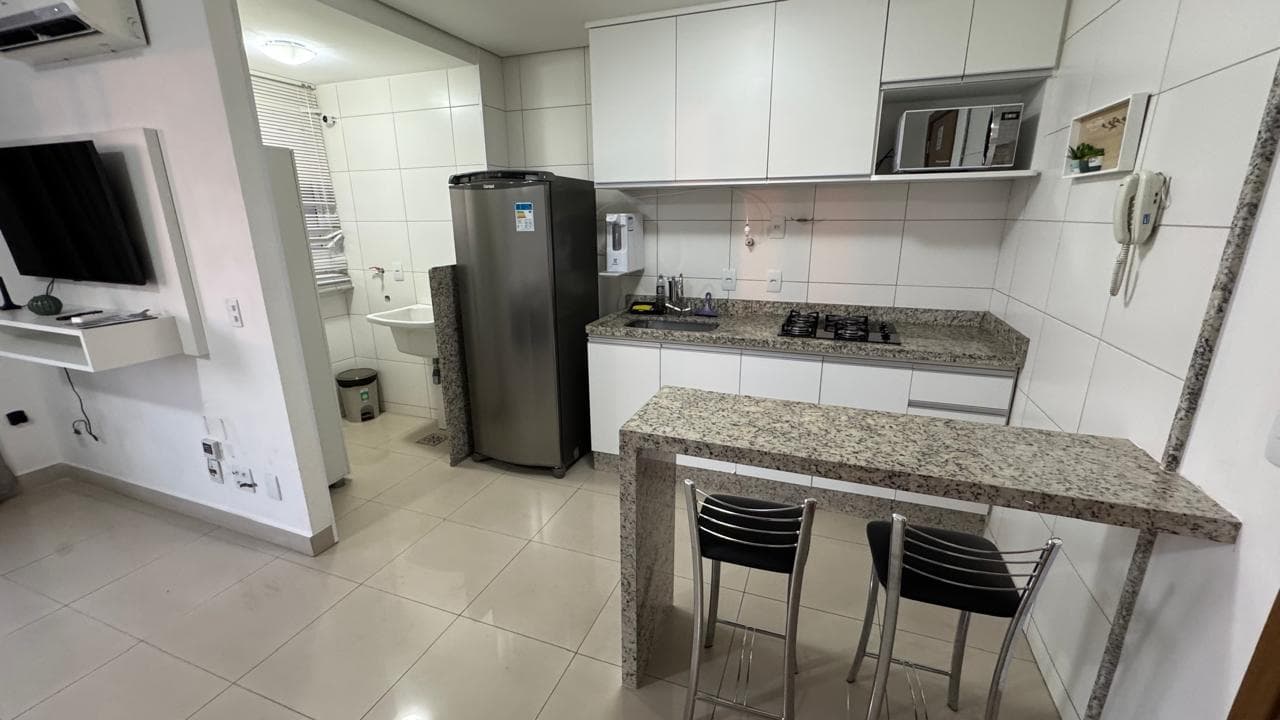 Flat Mobiliado à Venda 36m², Excelente com armarios, andar alto, Oportunidade para Morar ou Investir