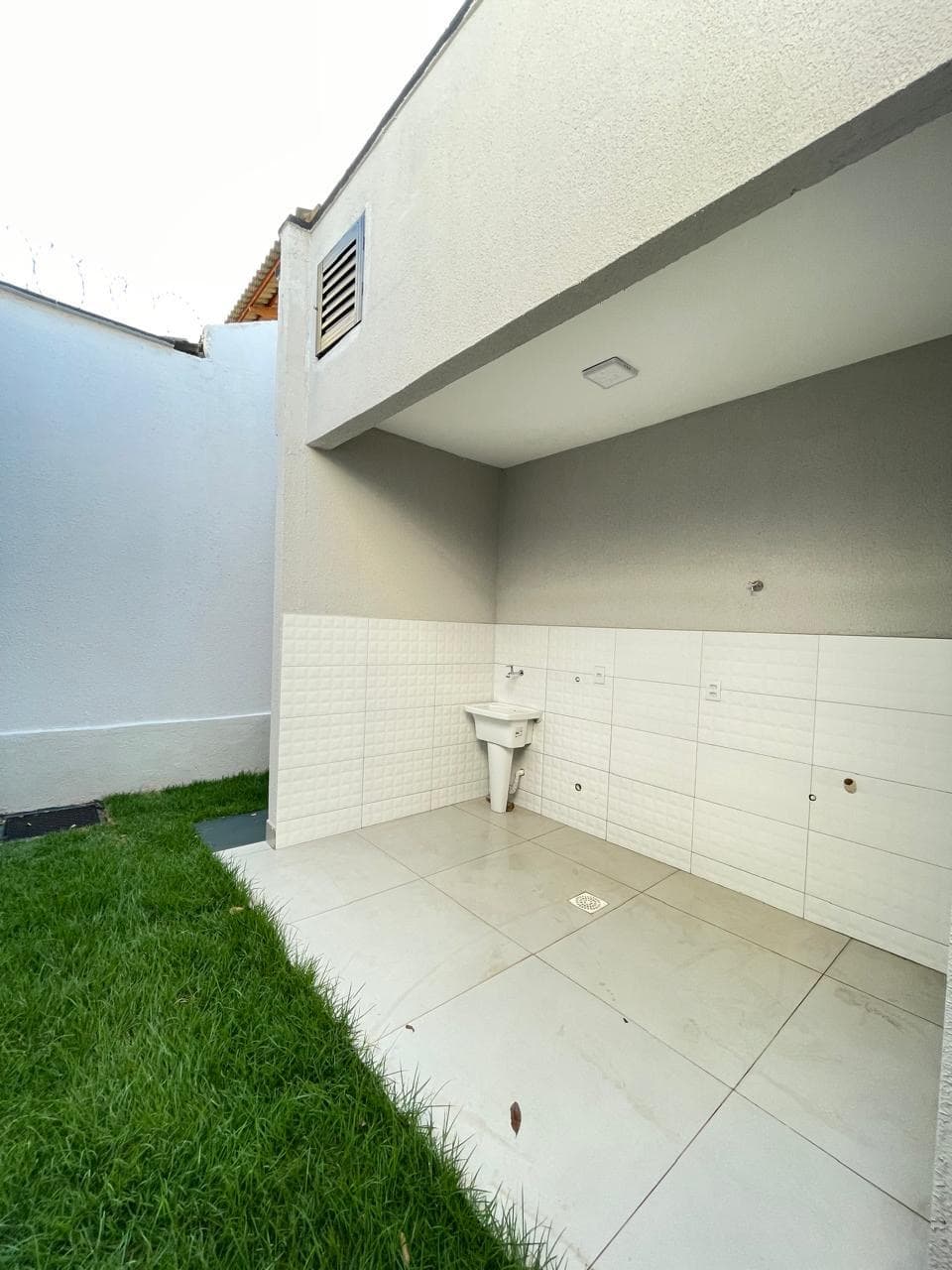 Casa a venda 3Q Residencial Village Santa Rita
