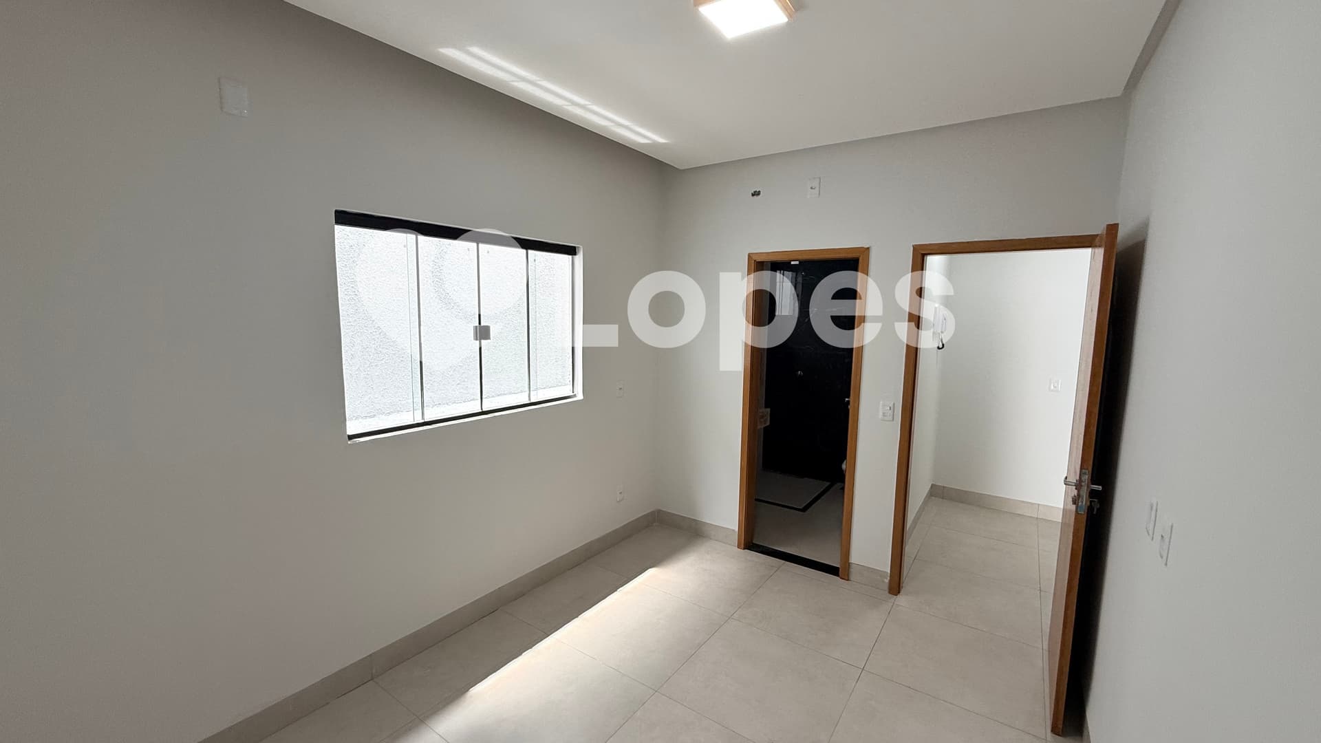 Casa 3 Quartos à Venda no Jardim Helvécia – Próxima à Av. Rio Verde e Buriti Shopping
