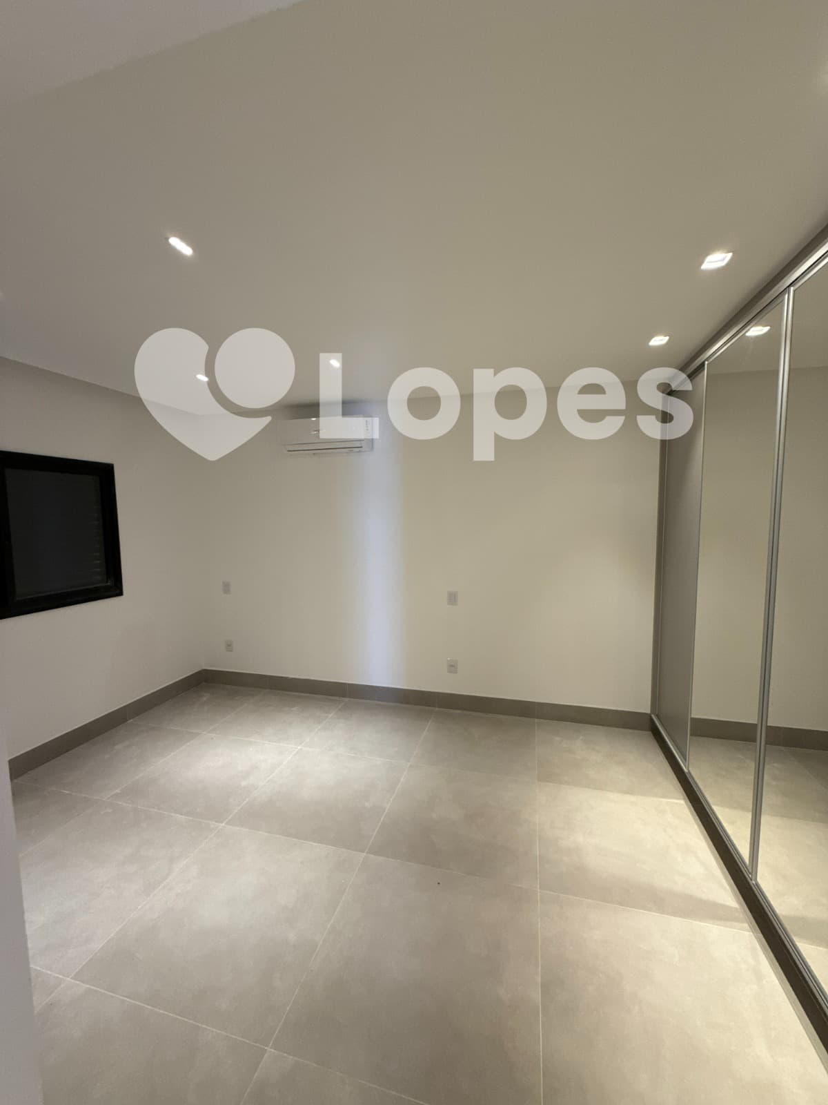 Casa Térrea 3 Suítes no Garavelo Residencial Park – Próx. ao Portal Shopping