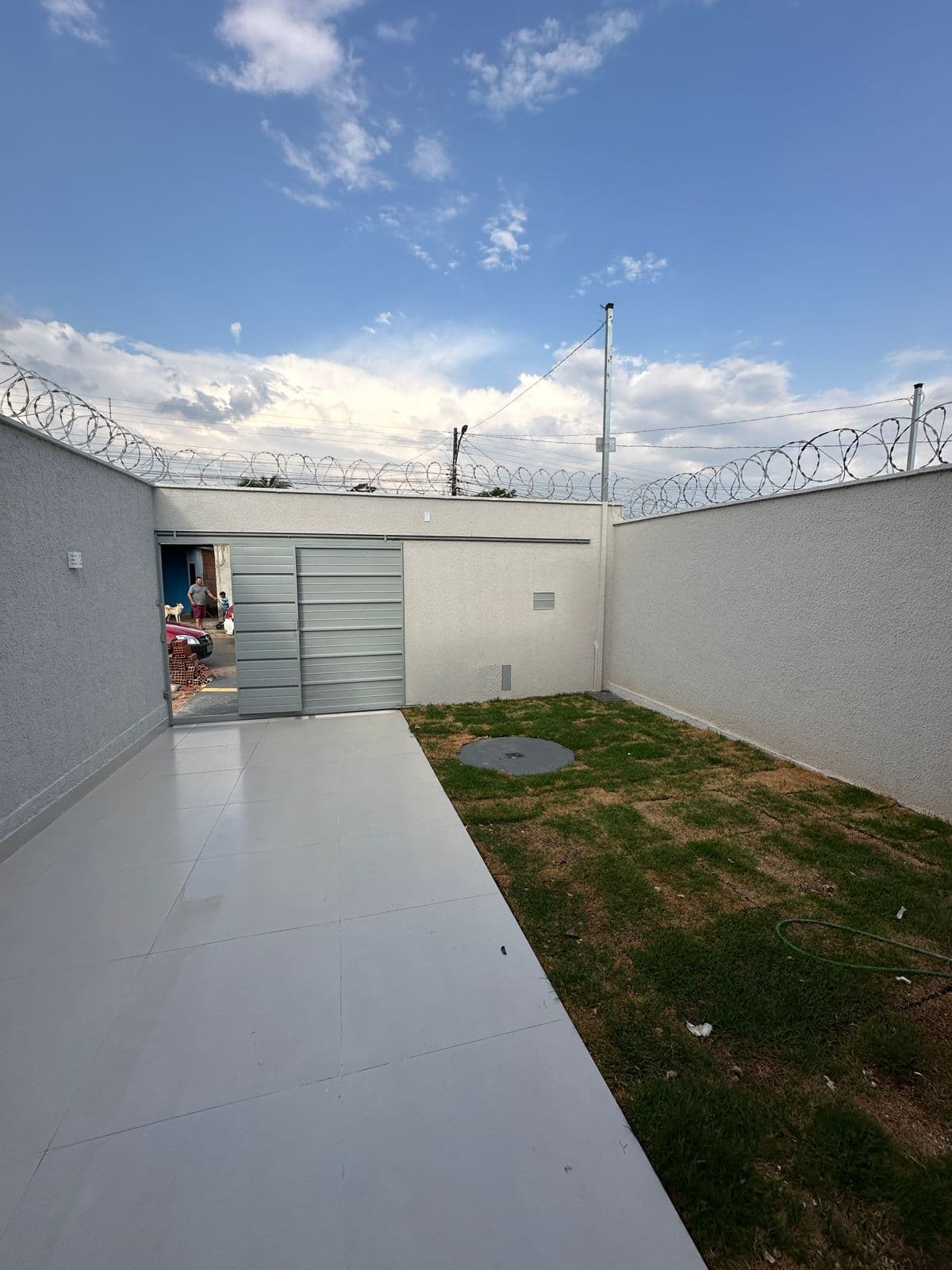 Casa Nova 3 Quartos com Suíte e Área Gourmet, 180m² de Terreno R$ 410 Mil