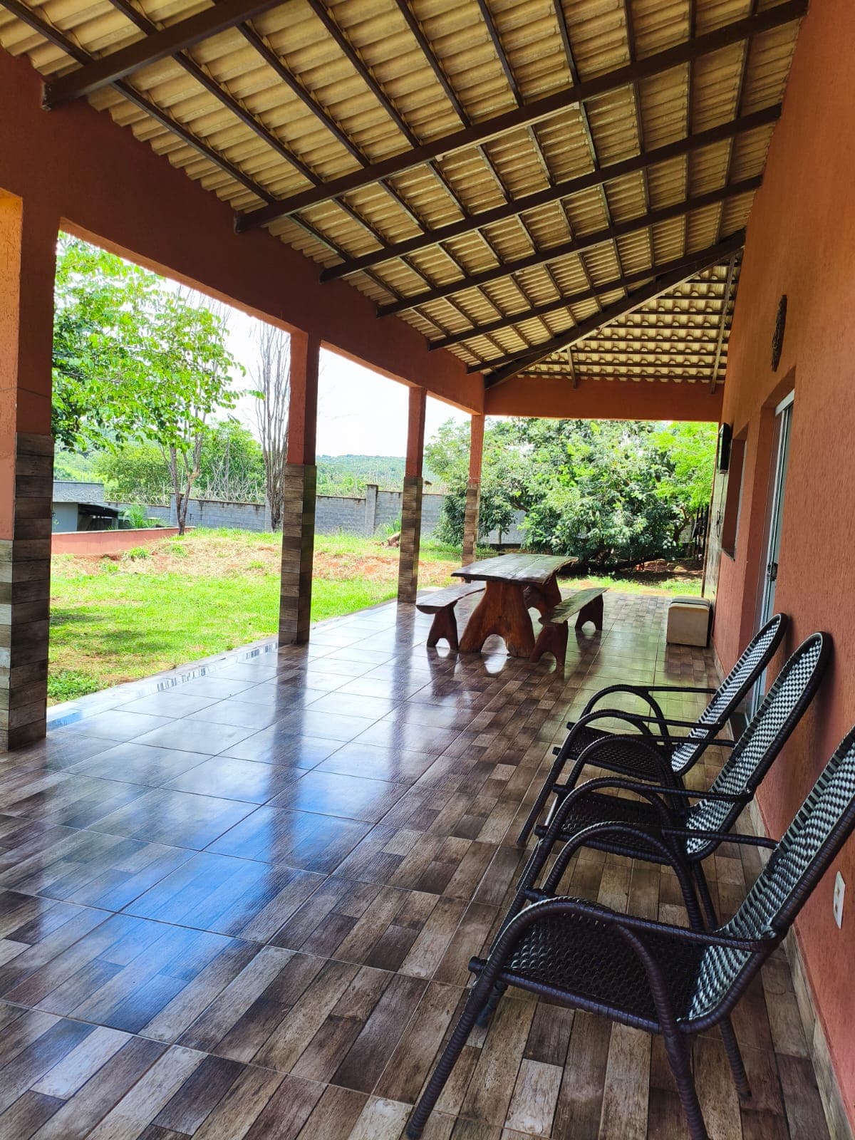 Casa chácara no condomínio Country Ville com 3 quartos