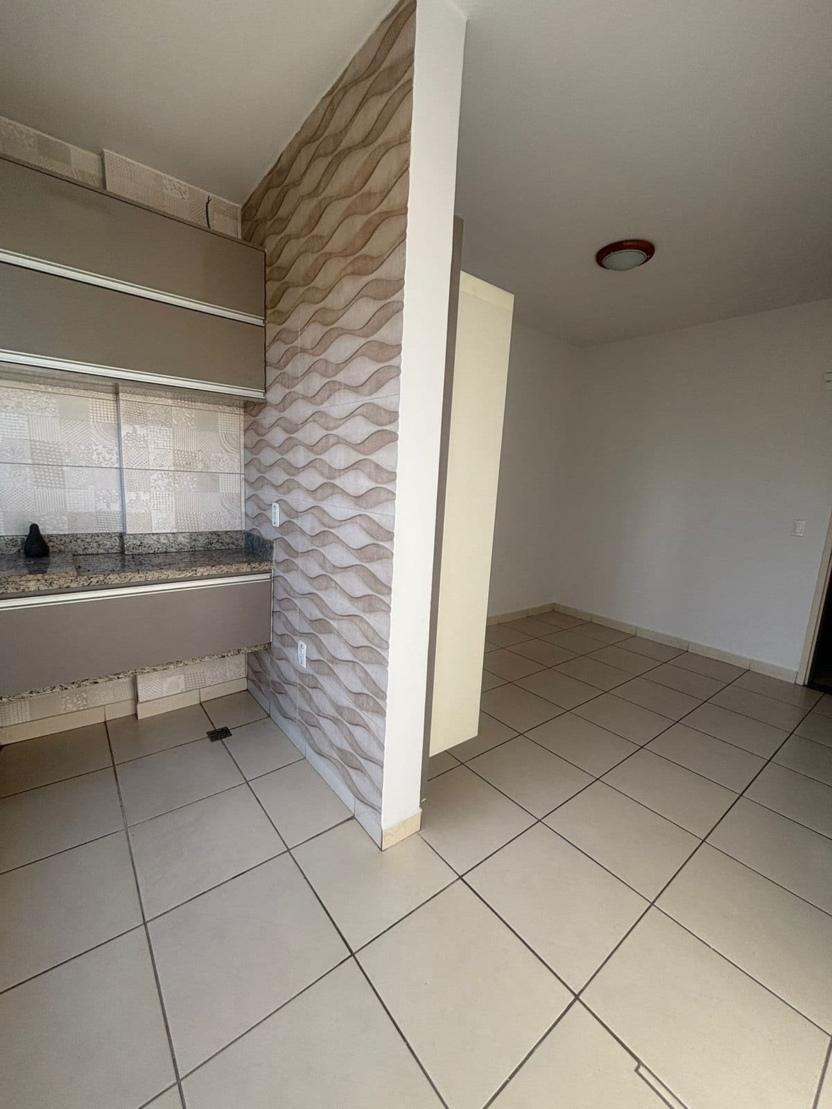 Apartamento no condomínio de lá flor