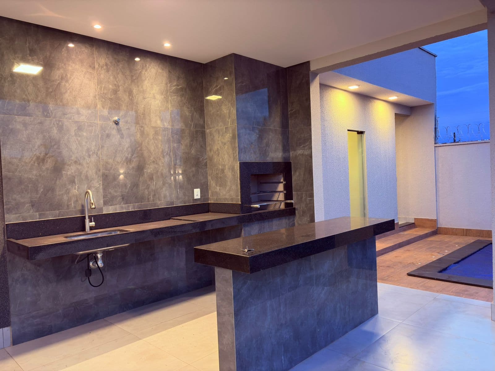 🏡 Casa Alto Padrão com Piscina na Vila Mariana – 3 Suítes | 170m²