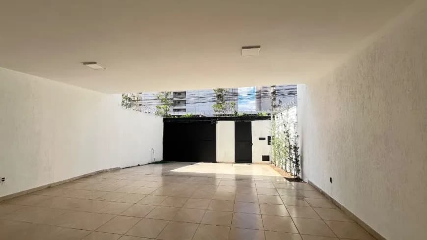 Sobrado com 4 suítes, 239m² - Jardim Atlântico