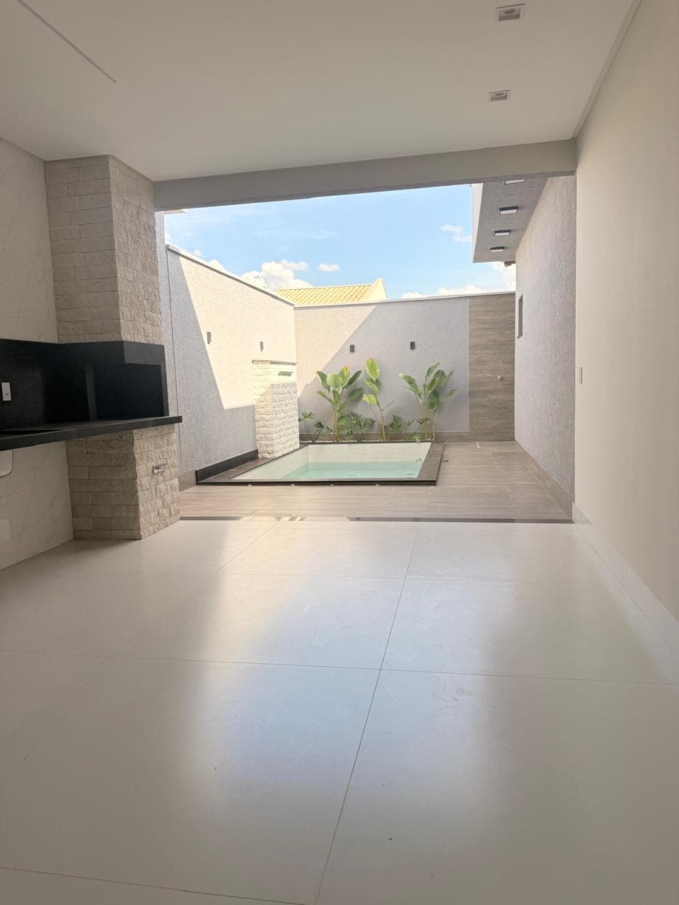 CASA ALTO PADRÃO NO RESIDENCIAL BARRAVENTO
