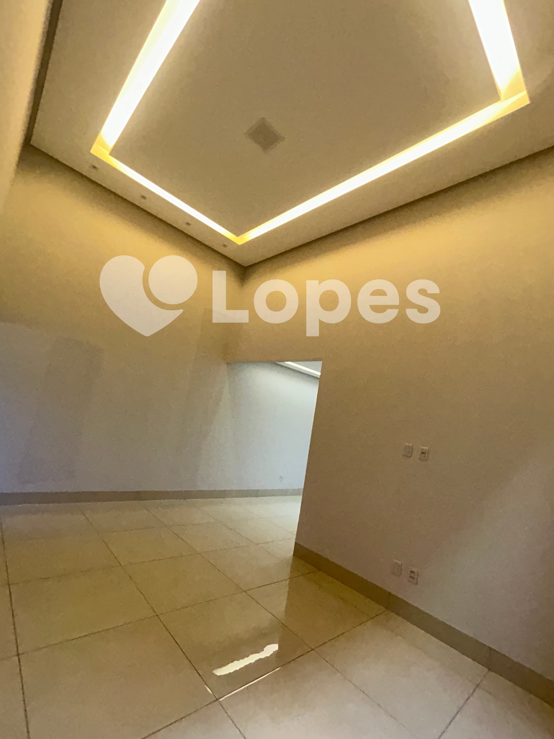 Casa 3 Quartos com Piscina Aquecida | Setor Itapuã | A Poucos Minutos do Buriti Shopping
