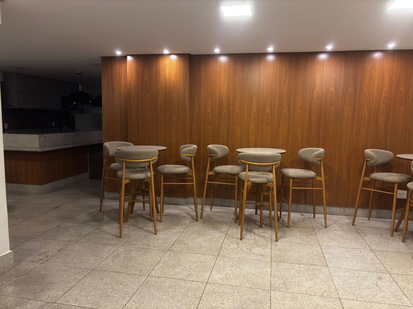 APARTAMENTO EDIFICIO GRAN TRIUNFO - ALTO DA GLÓRIA