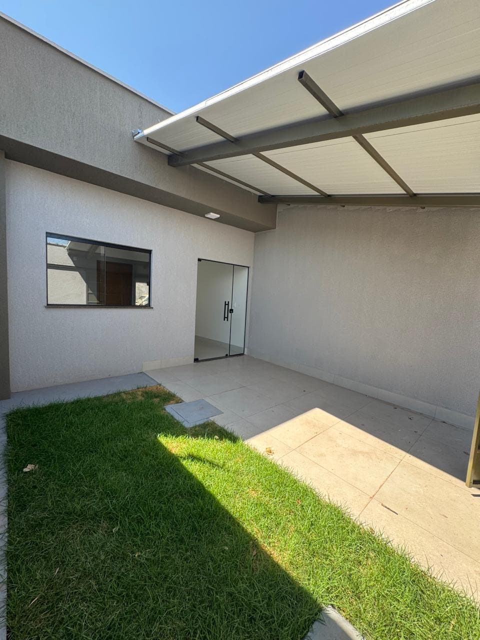 Casa no Setor Orlando de Morais, Goiânia - Entrada de R$ 22 mil, 2 quartos, Suíte e Área Gourmet
