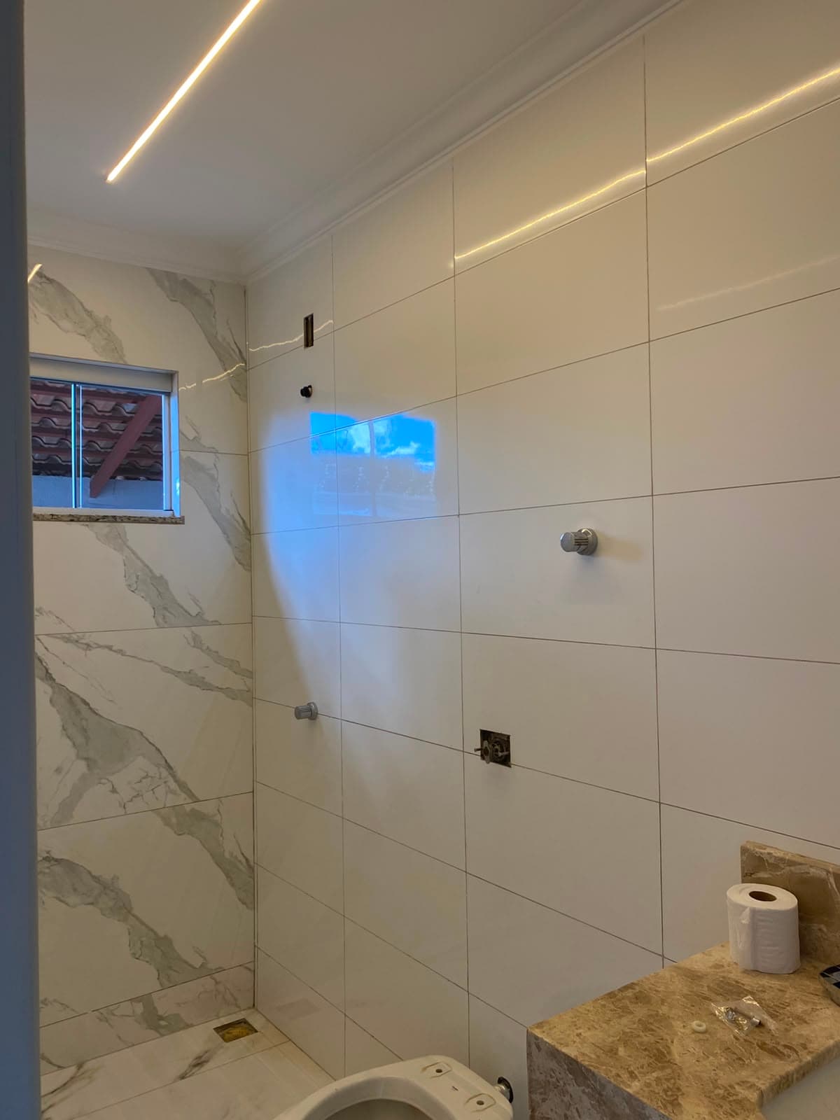 Casa 4 Quartos com Piscina e Área Gourmet no Parque Anhanguera