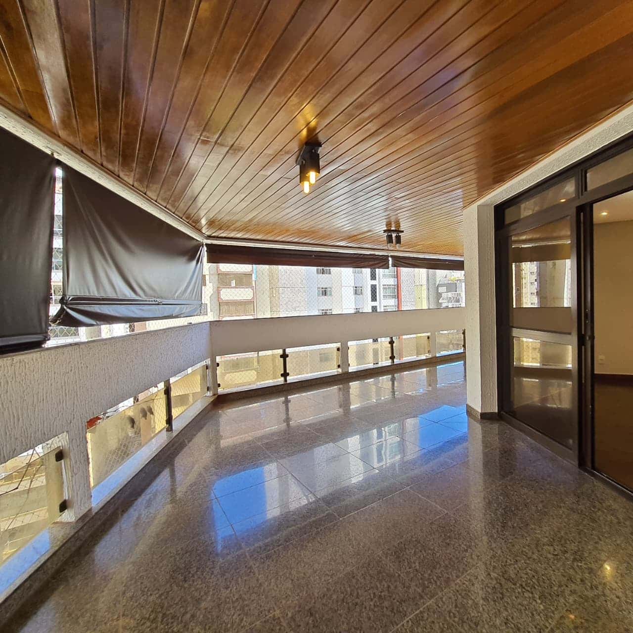 Apartamento com 325m² no Setor Bueno – 5 Quartos, 2 Suítes e Lazer Completo