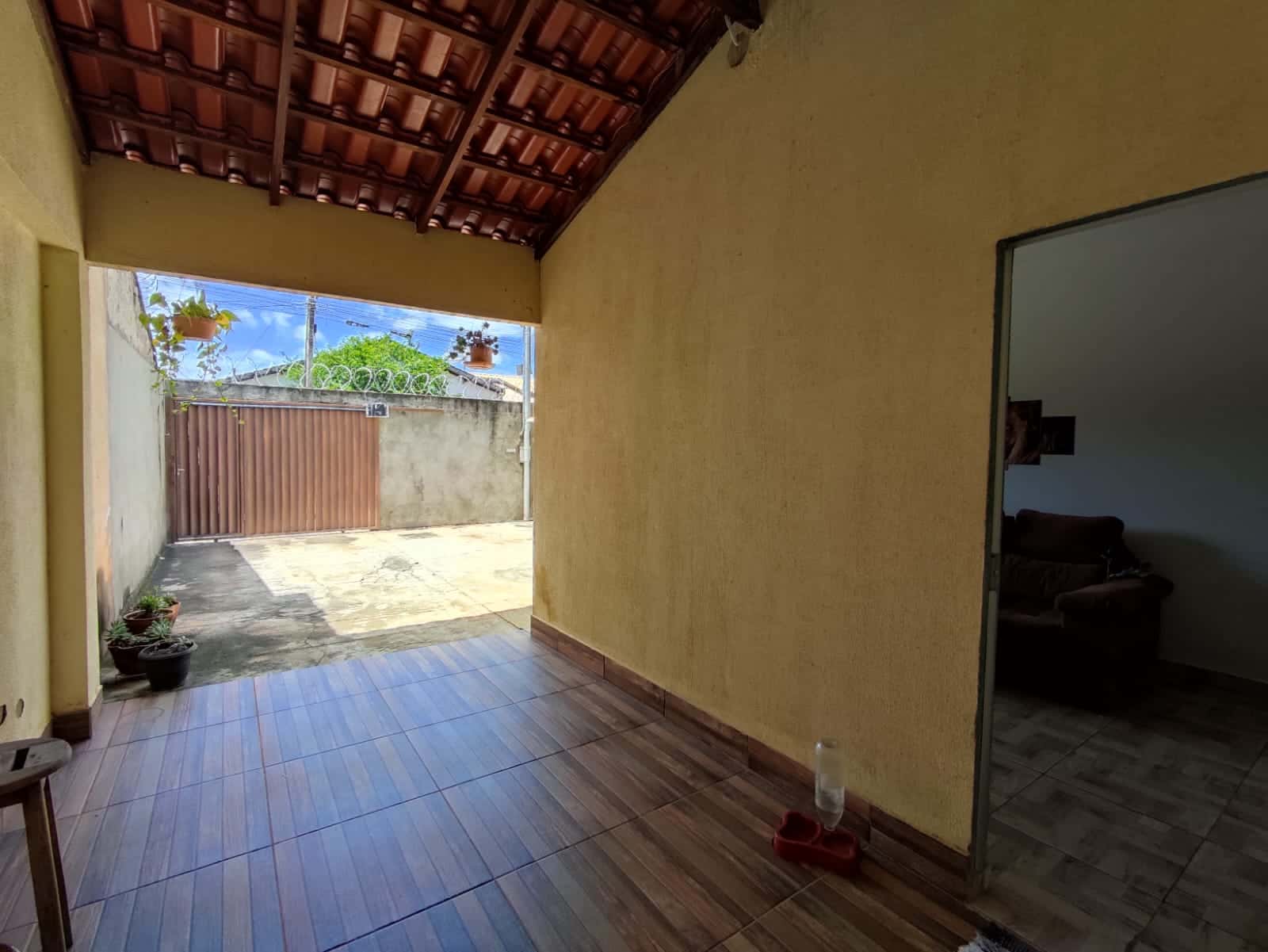 CASA EM CALDAS NOVAS