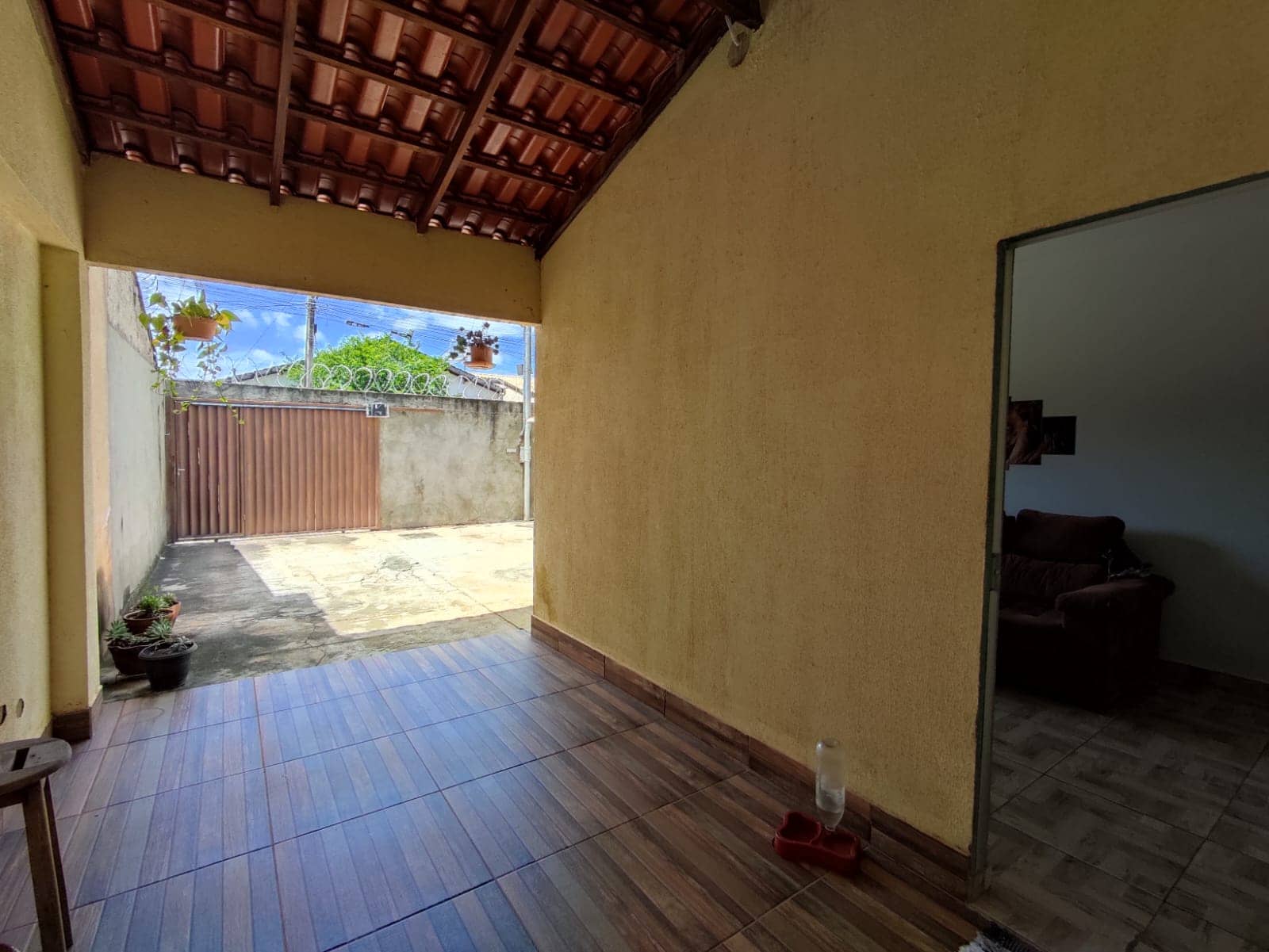 CASA EM CALDAS NOVAS