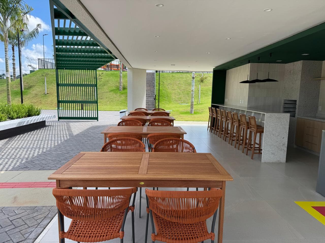 ÁGIO DE SOBRADO NO JARDINS BERLIM FGR – APARECIDA DE GOIÂNIA