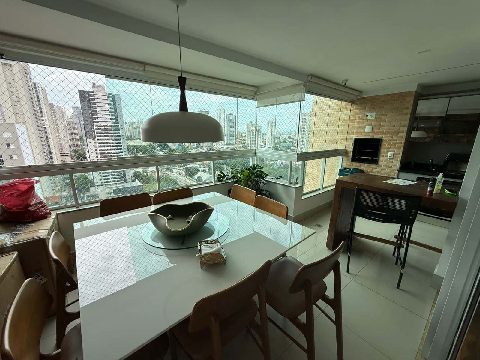 Apartamento no Setor Bueno | 3 Suítes | Vista Impecável