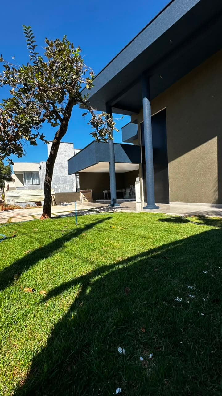 COND. DO LAGO SOBRADO DE ALTO PADRÃO À VENDA – EXCLUSIVO - SEM VIZINHO DE FRENTE NEM FUNDO