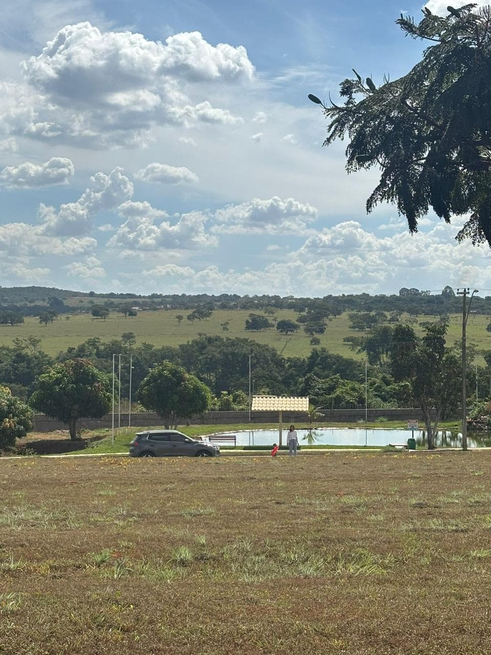Terreno no Condomínio Aldeia dos Sonhos