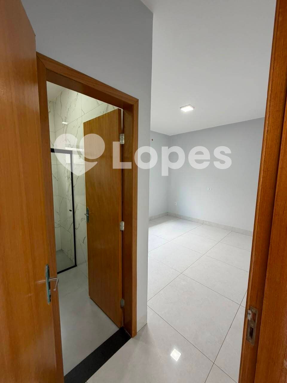 Casa no Setor Cidade Satélite São Luiz | 3 Quartos | 8 minutos do Buriti Shopping