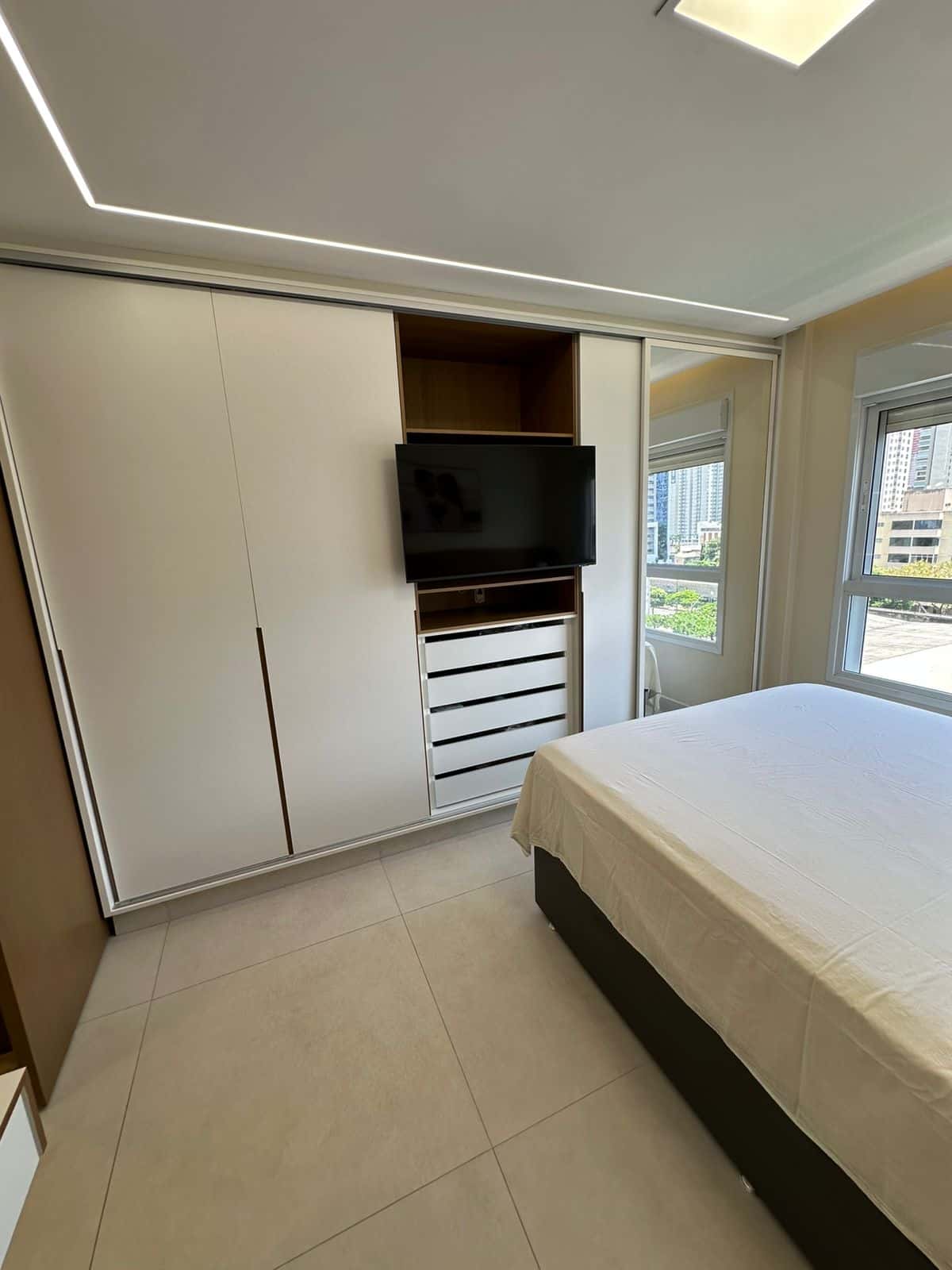 Apartamento 3 suítes plenas no Setor Bueno