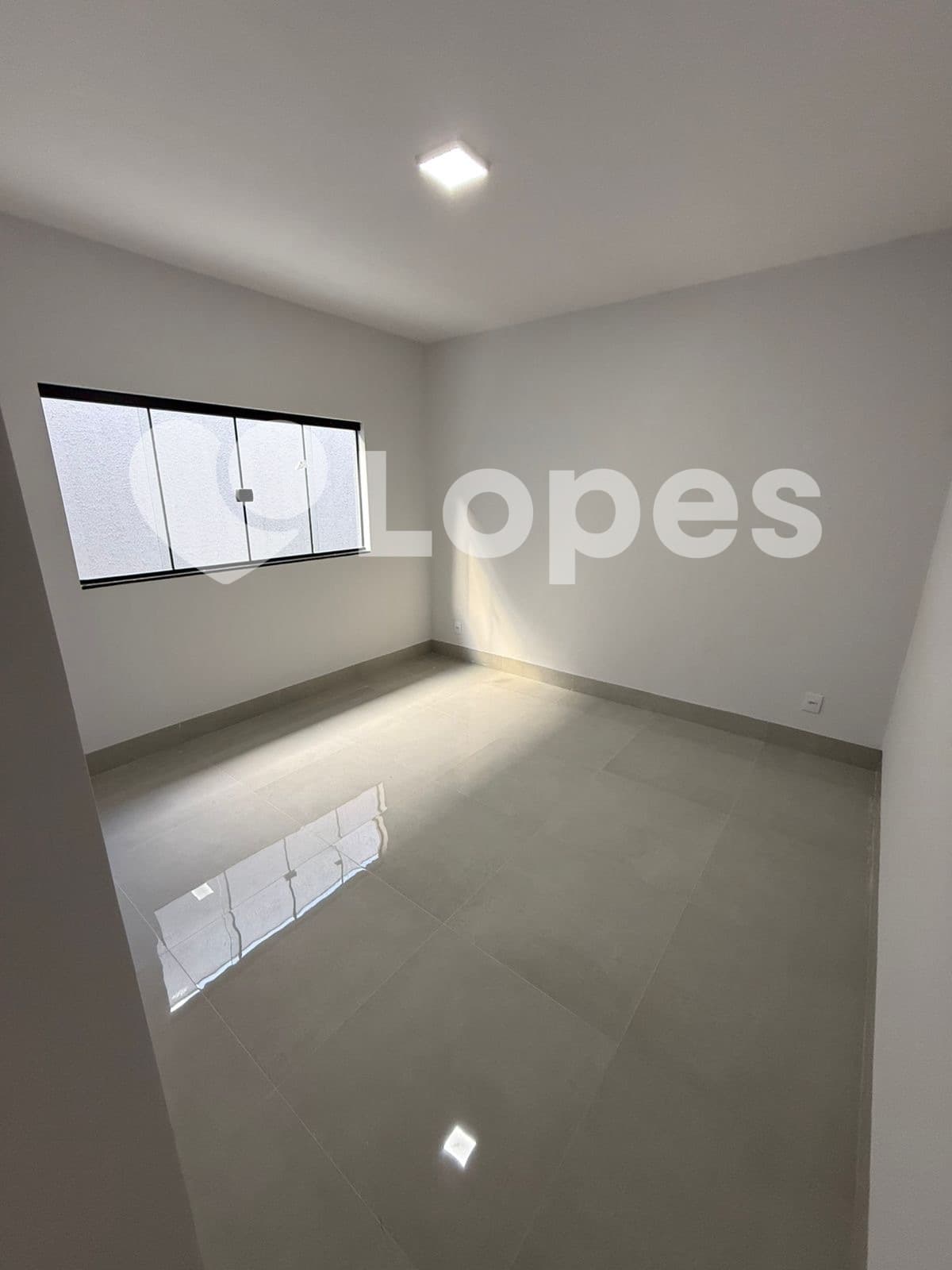 Casa 3 Quartos à Venda no Jardim Boa Esperança – Próxima ao Buriti Shopping