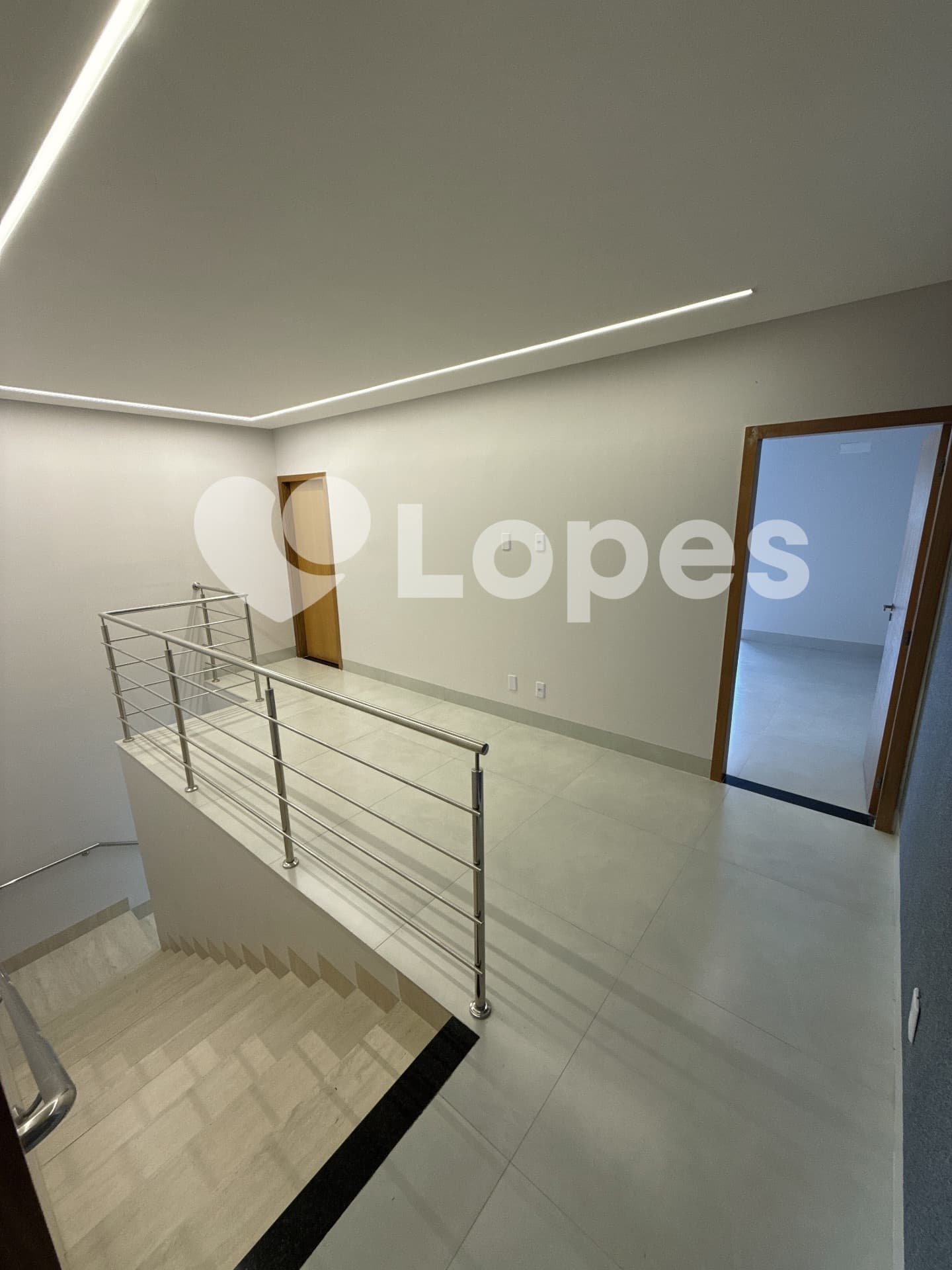 Casa 3 Suítes Plenas no Jardim Atlântico, Goiânia – Próxima ao Parque Cascavel