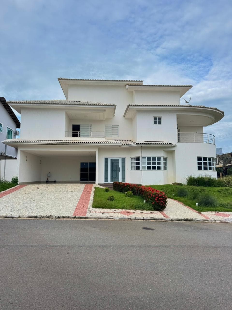Sobrado Jardins Madri | 4 Q 3 S Lazer Completo