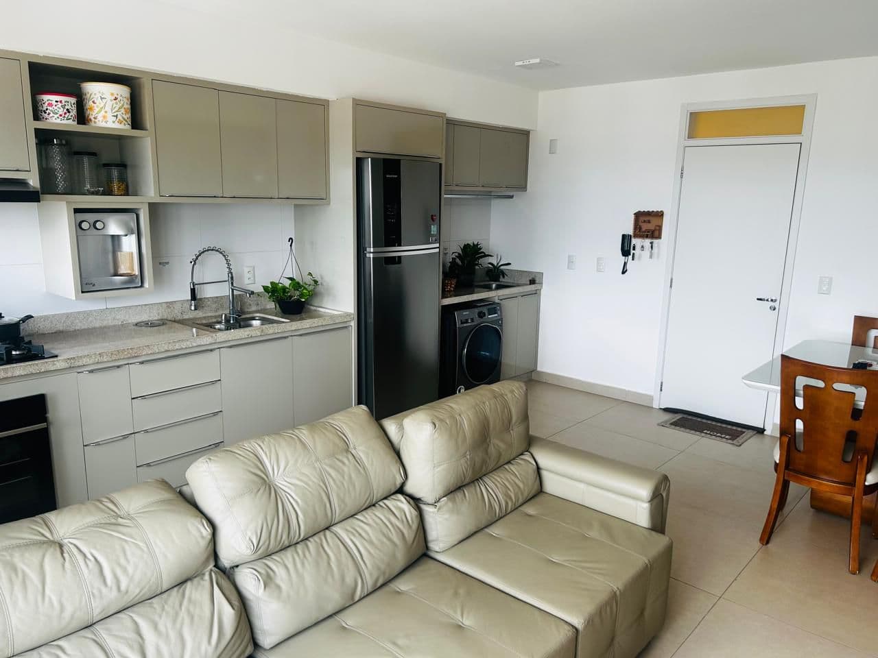 Apartamento NEW WAY AEROPORTO 2Q 1S - completo de armários e guarda roupas de alta qualidade