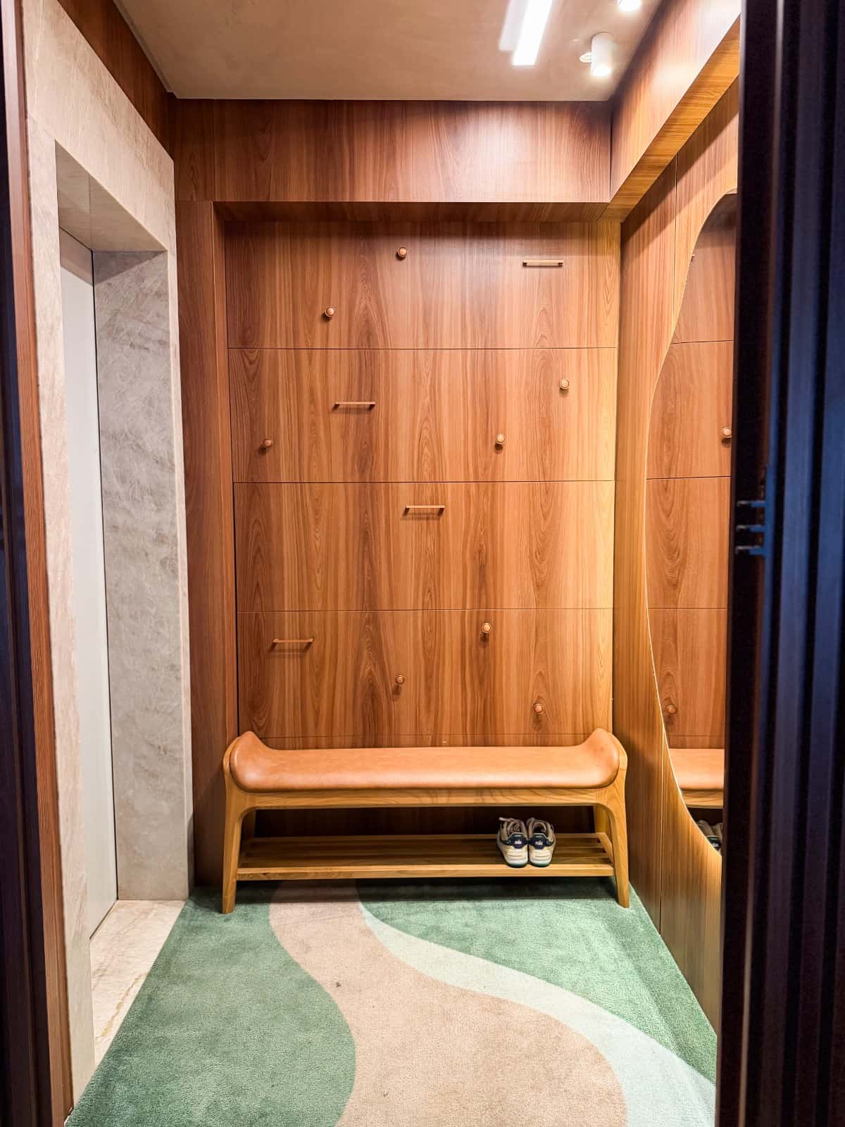 Apartamento Alto Padrão 3 suítes plenas no Setor Bueno
