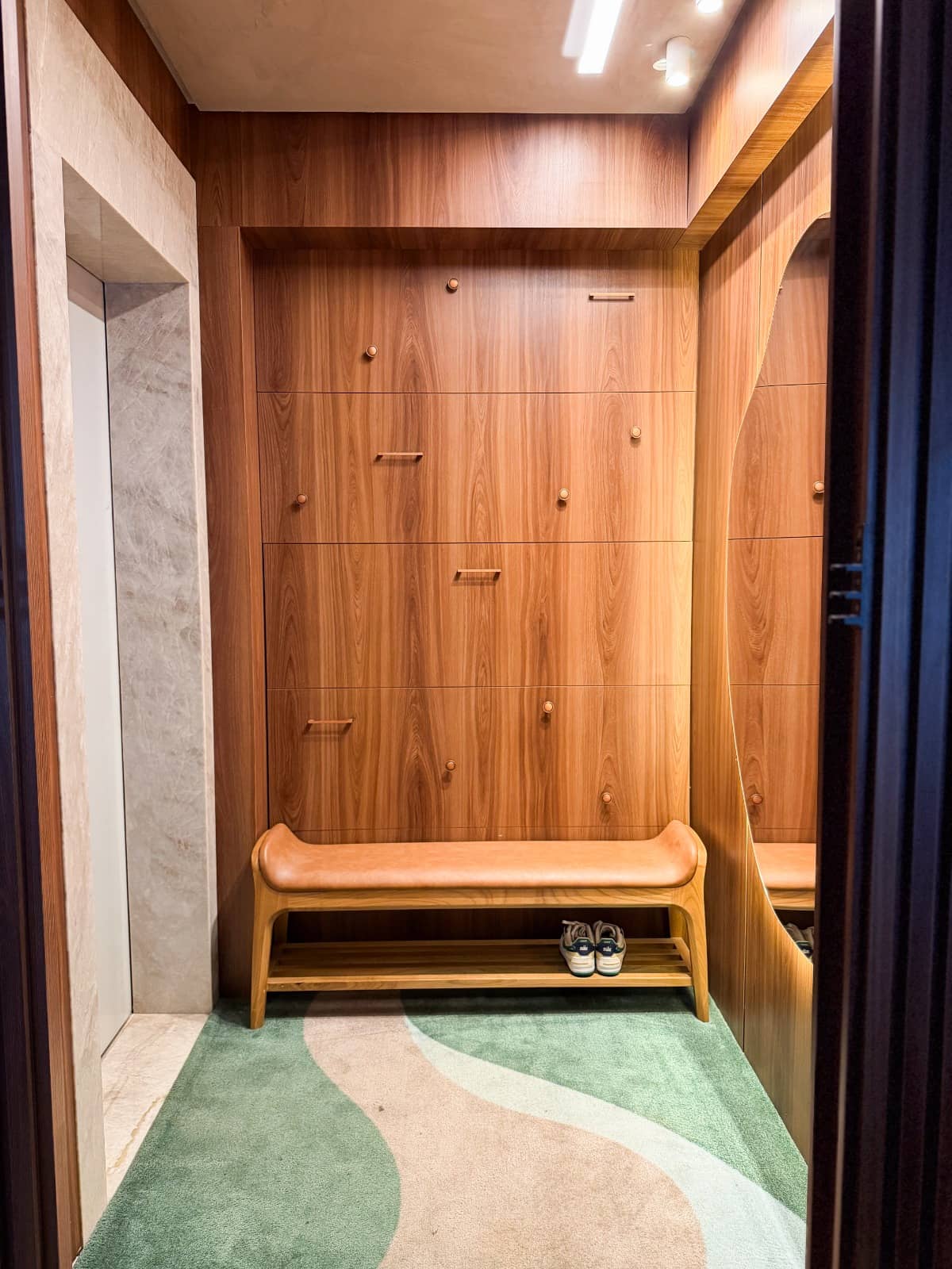 Apartamento Alto Padrão 3 suítes plenas no Setor Bueno