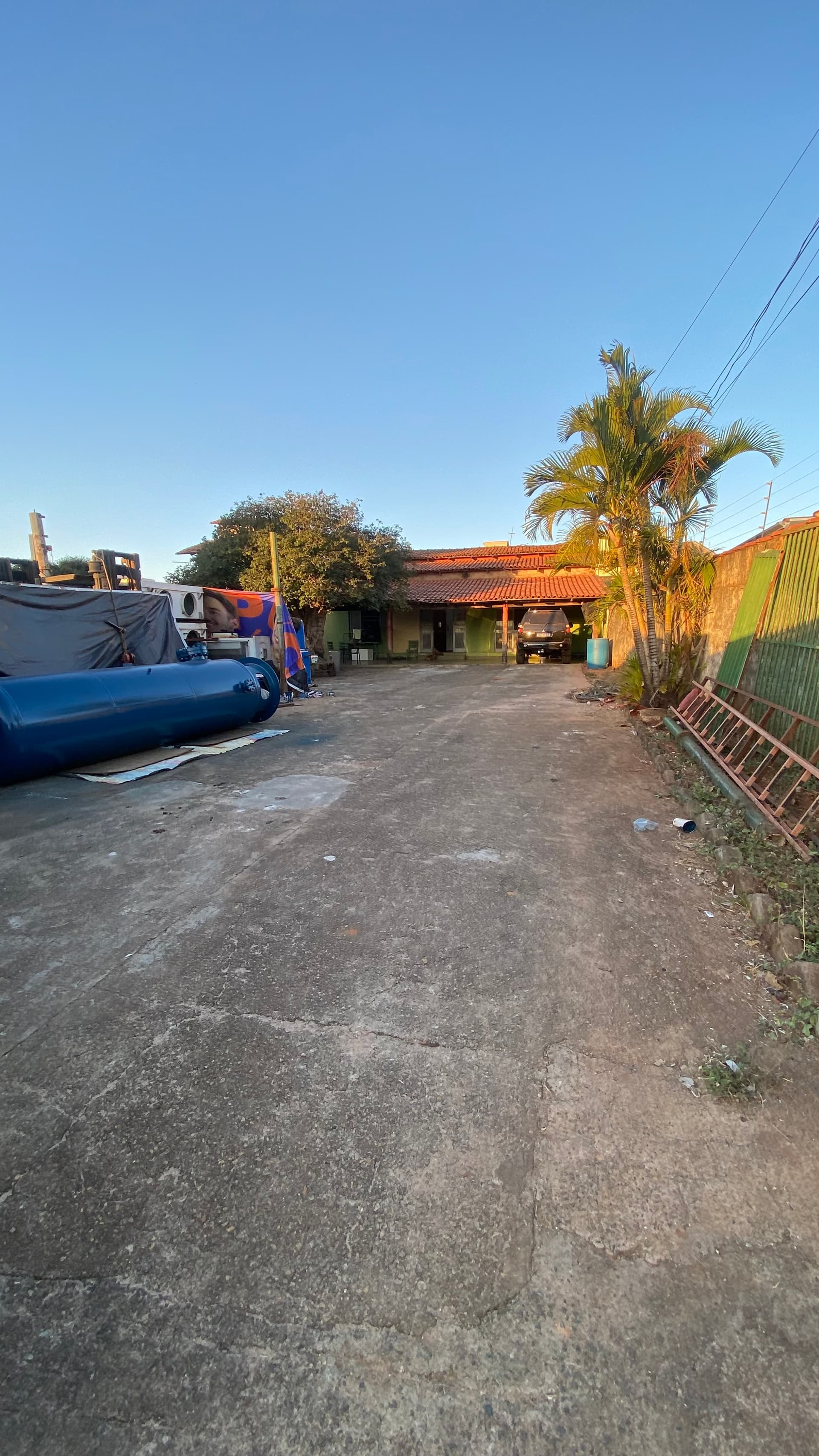 Lote de 520 m² com Casa – Excelente Localização Abaixo da T-63